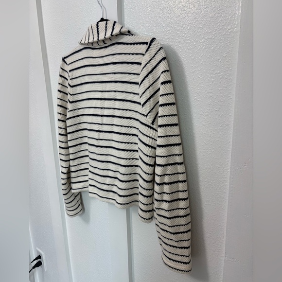 Madewell Navy and Cream Striped Knit - Picture 11 of 16